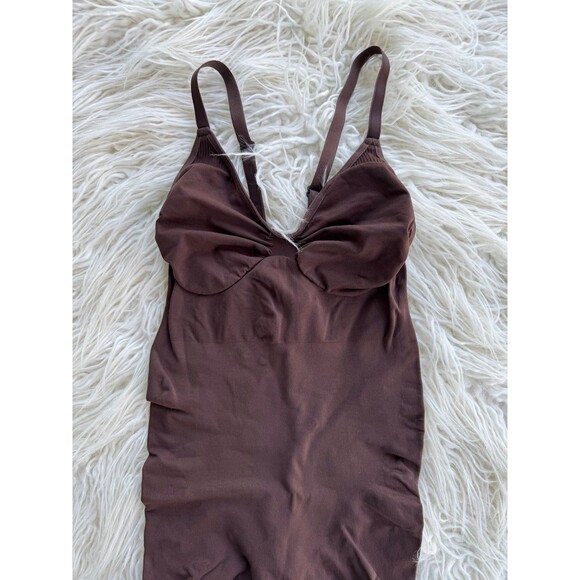 Skims Seamless Sculpt Mid Thigh Bodysuit Cocoa Size 2X/3X - Picture 3 of 9